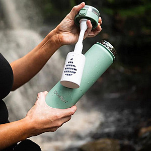 Gourde filtrante Doulton – Disponible en 3 couleurs : rose, vert, noir.